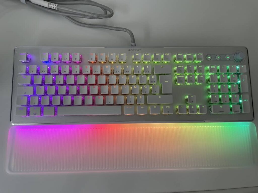 Roccat Vulcan II Max RGB