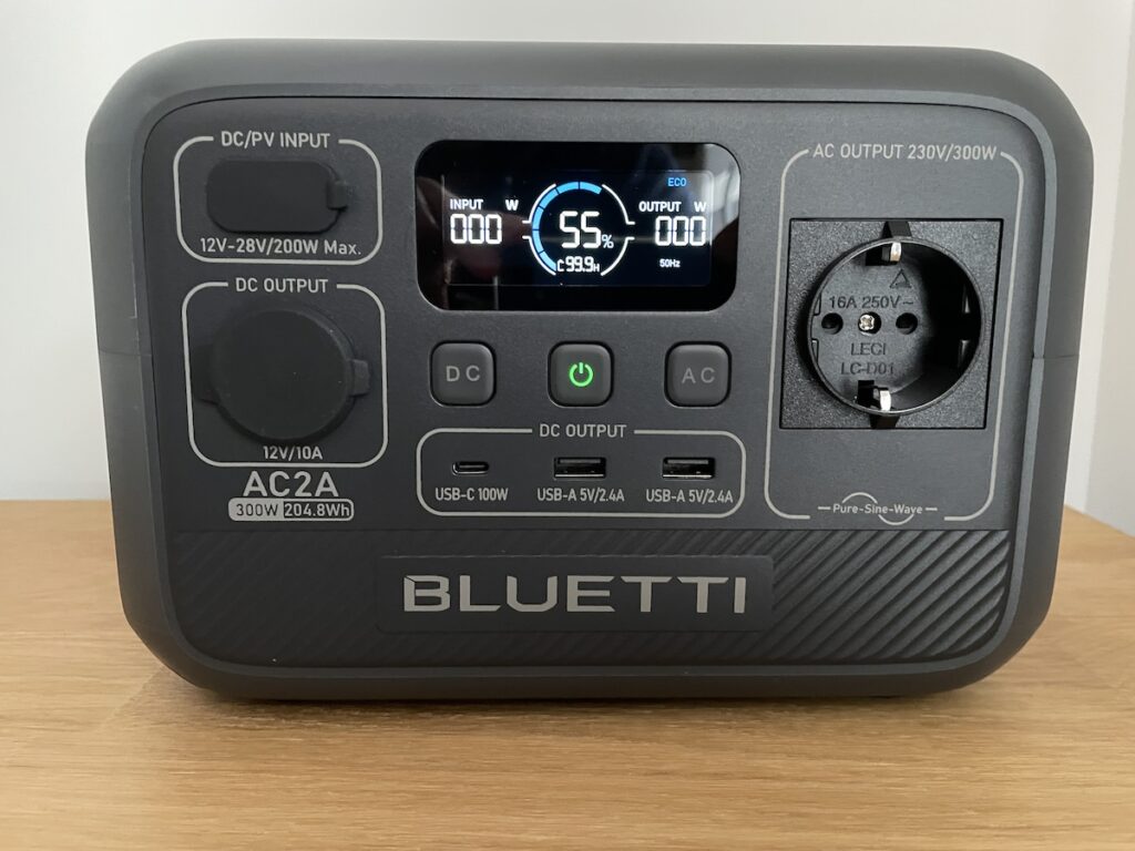 BLUETTI AC2A 8