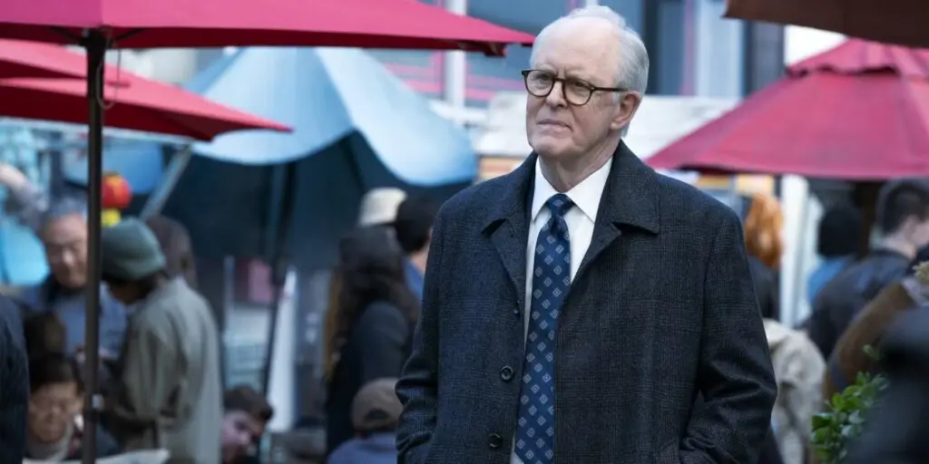 John Lithgow dans le rôle de Harold Harper dans Le Vieil Homme